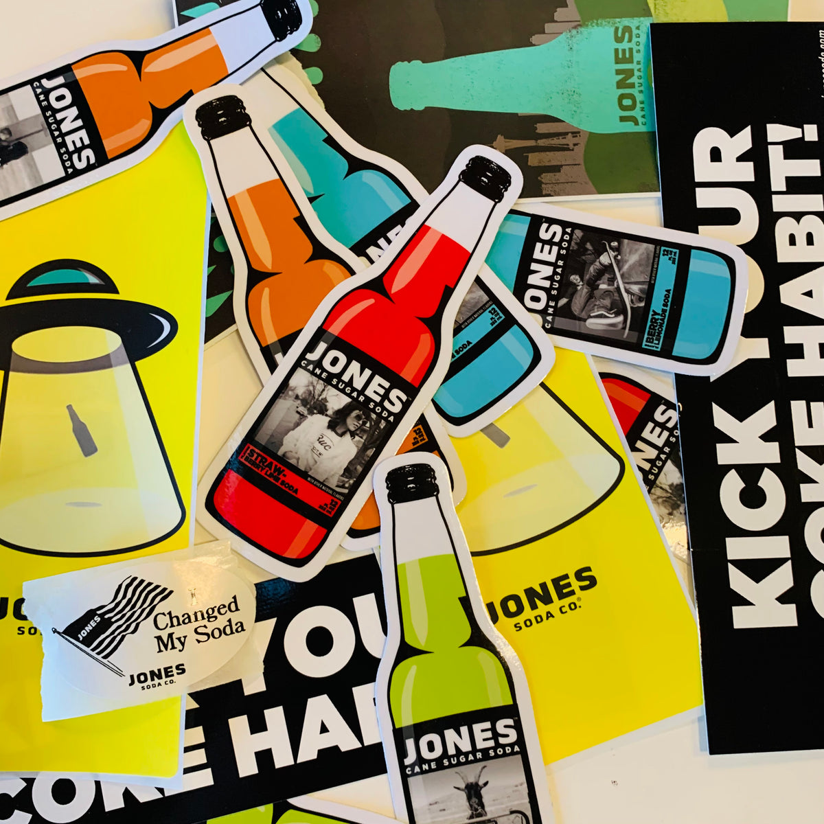 Mystery Grab Bag! 12-Pack – Jones Soda Co.